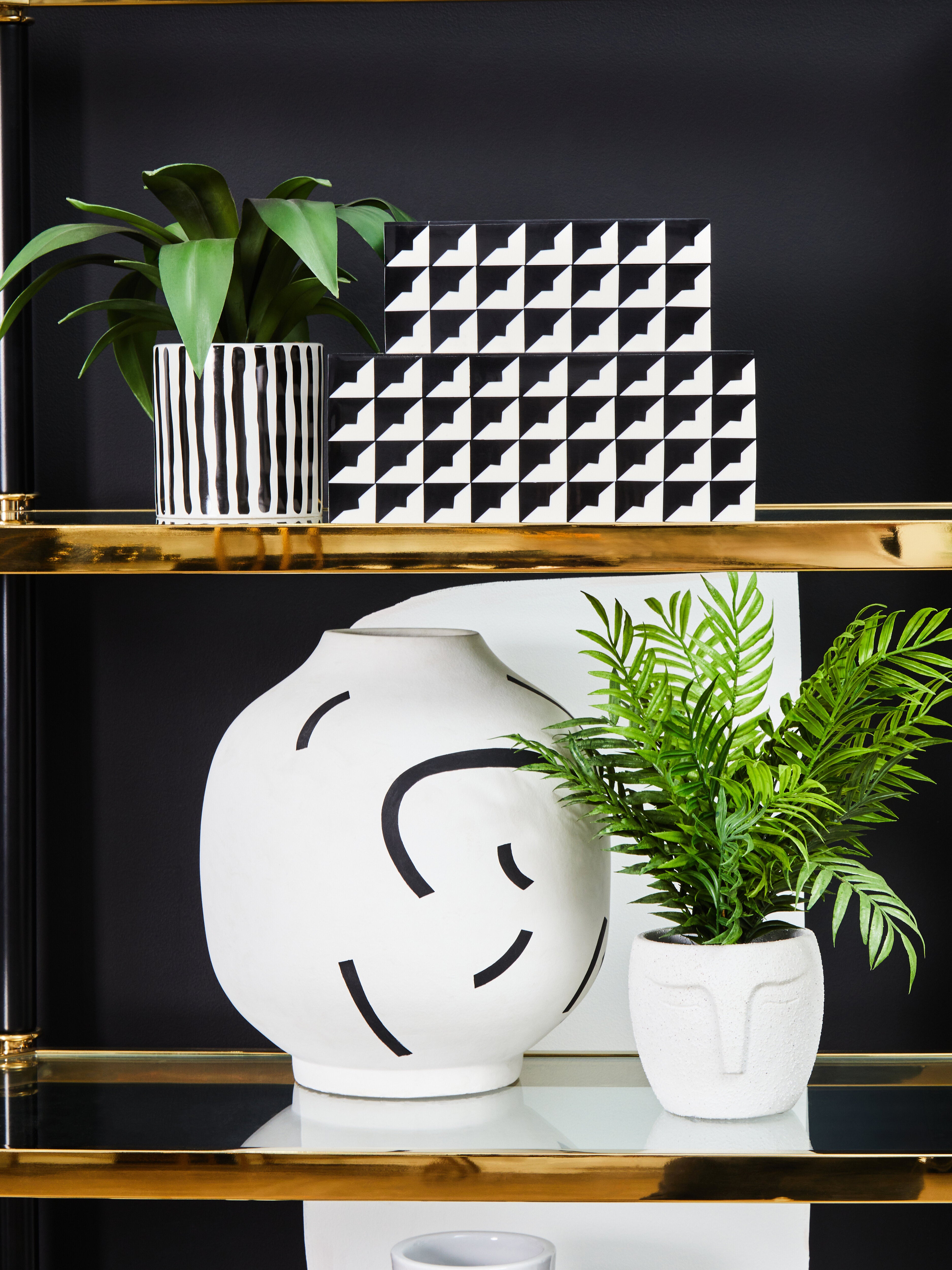 Alston Black & White Ceramic Vase